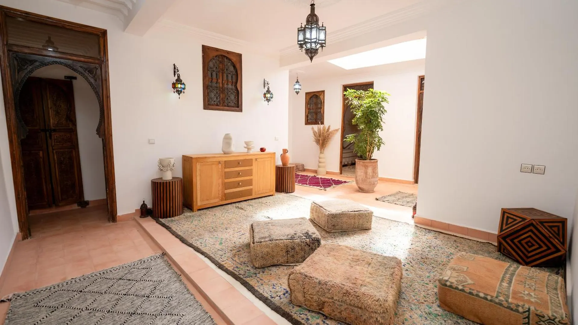 Habitación en casa particular Dasofinya Lodges Touggana