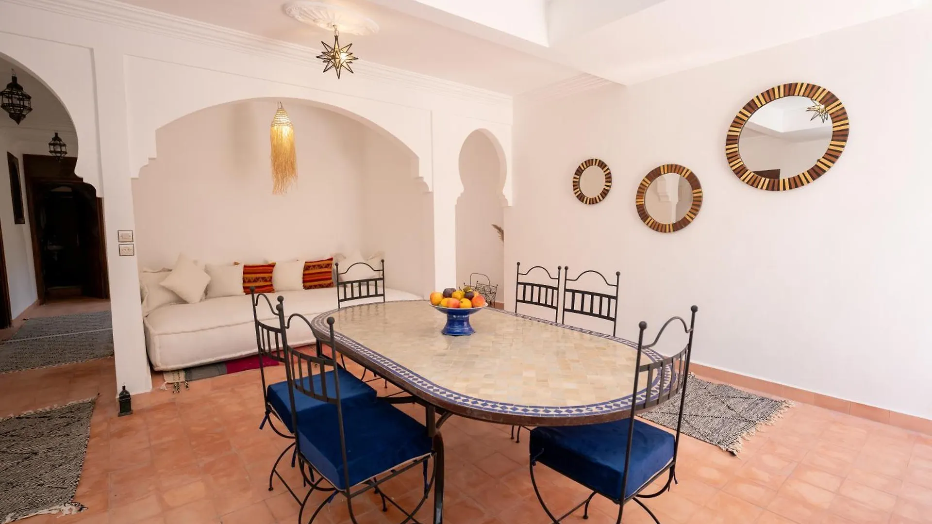 Dasofinya Lodges Touggana Habitación en casa particular